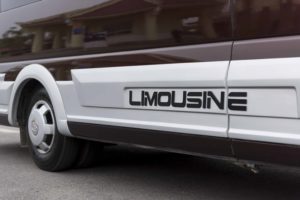 Xe Anh Thư - Dịch vụ thuê xe Limousine 16 chỗ